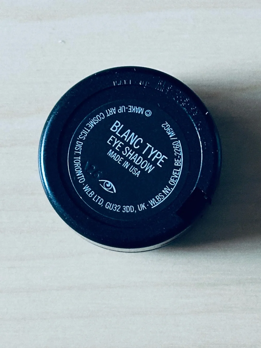 MAC Cosmetics Eyeshadow- Blanc Type